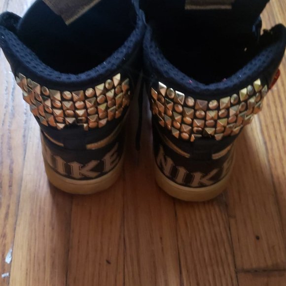 2008 Nike Terminator High Supreme Size 5.5US Rock N Roll Studs Black Gold - Picture 5 of 6